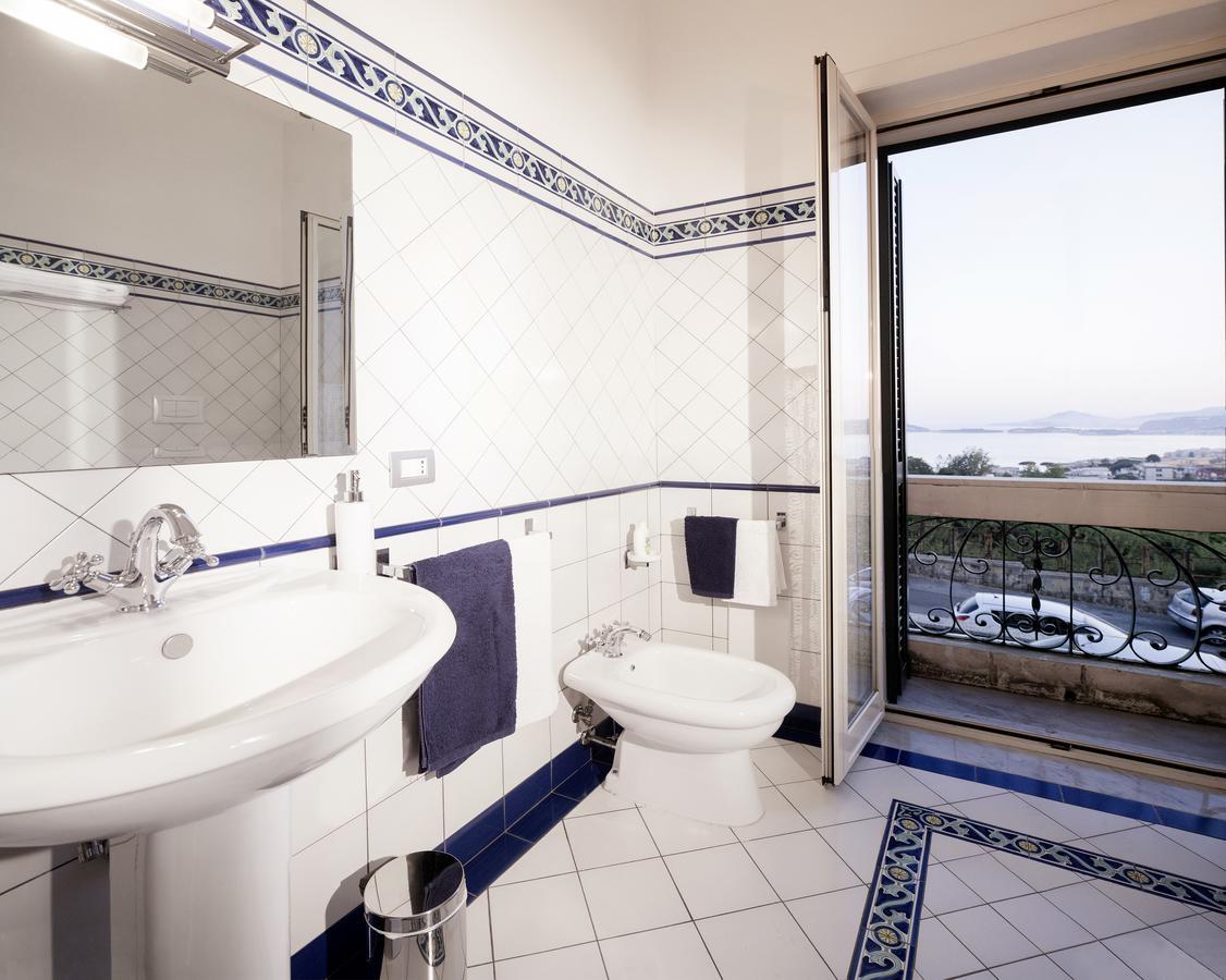 B&B Dumbolo Pozzuoli Exteriör bild