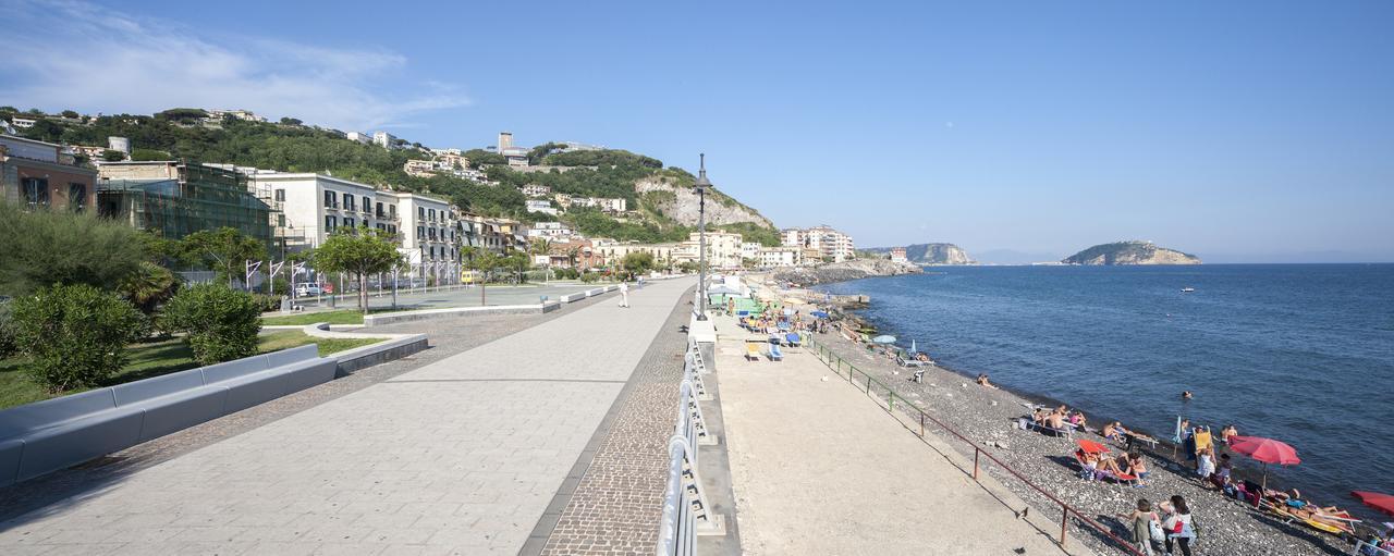B&B Dumbolo Pozzuoli Exteriör bild